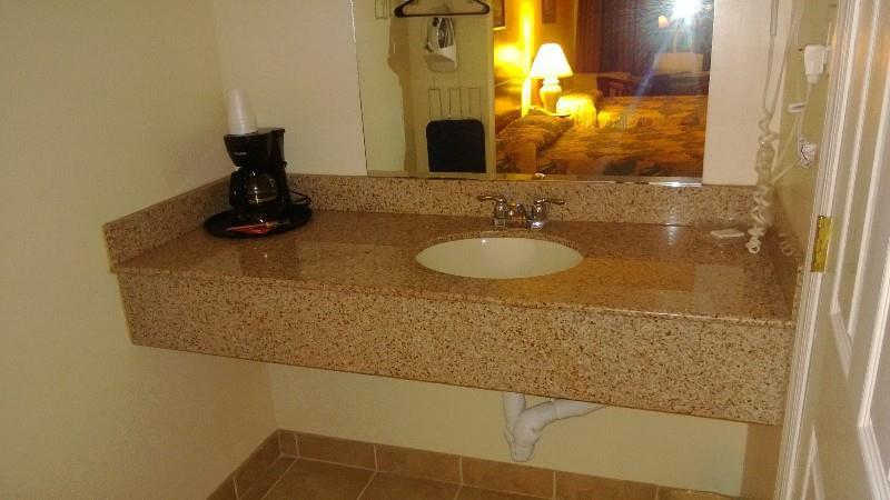 Passport Inn Somers Point - Съмърс Пойнт Екстериор снимка